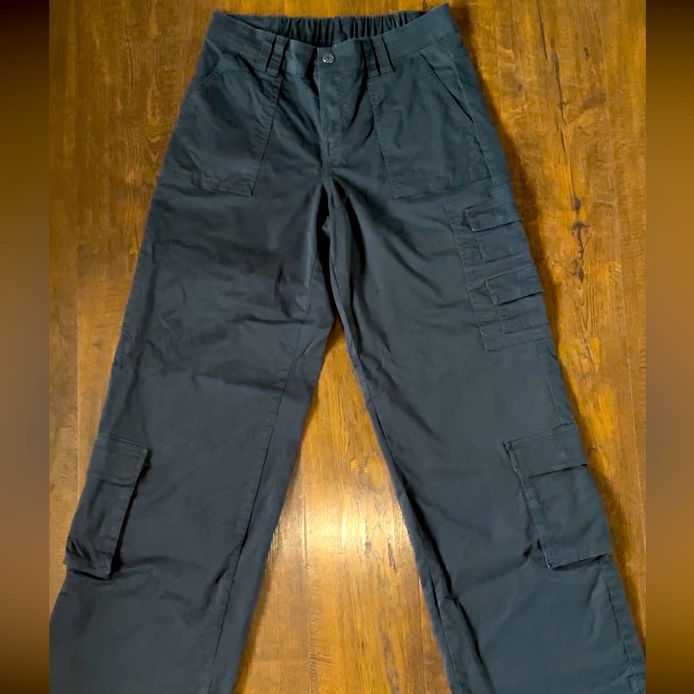 Black cargo pants
